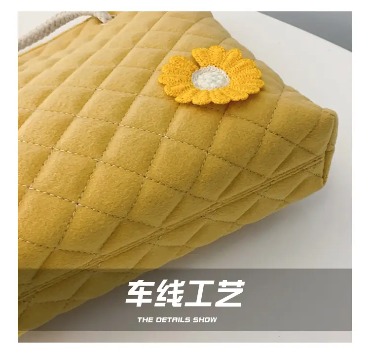 Women Quilted Sunflower Shoulder Bag Yellow 2024 — feature 4