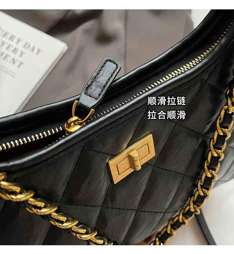 Black Quilted Chain Tote Bag for Women 2025 — feature 6