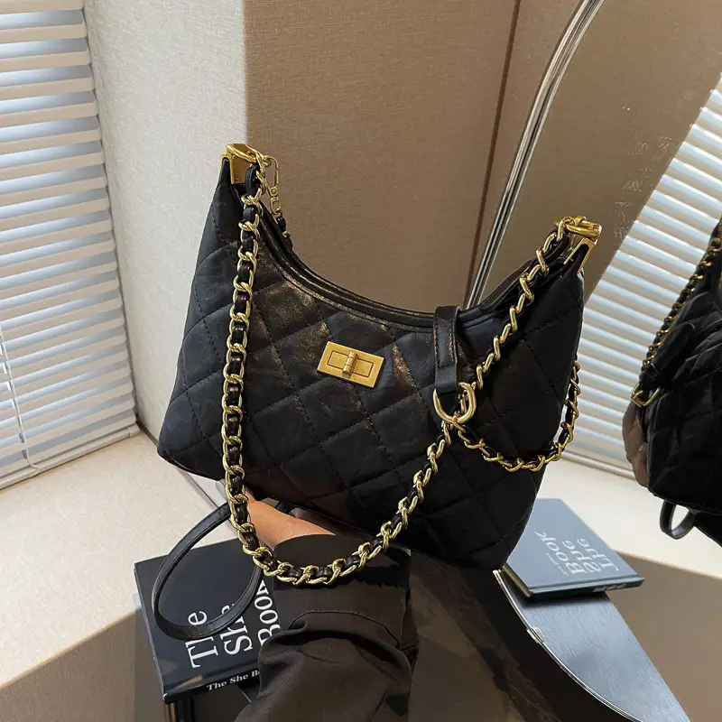 Black Quilted Chain Tote Bag for Women 2025 - Image 2