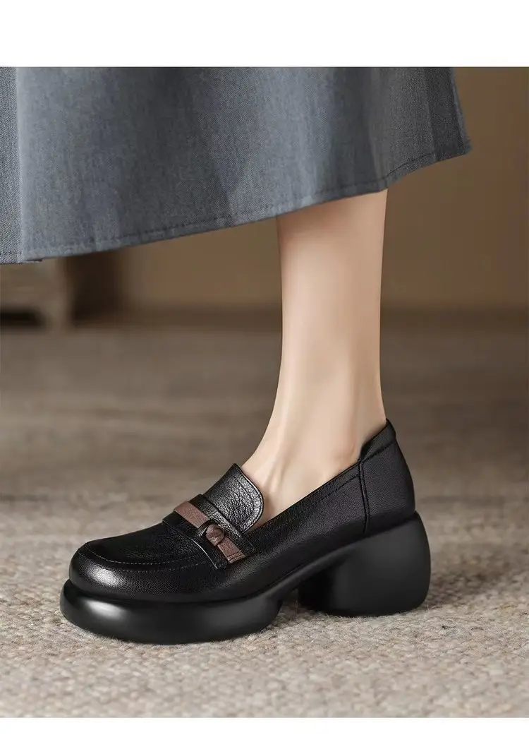 Women's Black Leather Heeled Loafers Autumn 2024 — feature 4