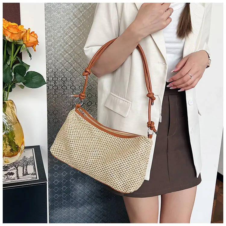 Women's Contrasting Stitched Crossbody Bag 2024 — feature 10