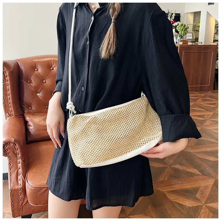 Women's Contrasting Stitched Crossbody Bag 2024 — feature 18