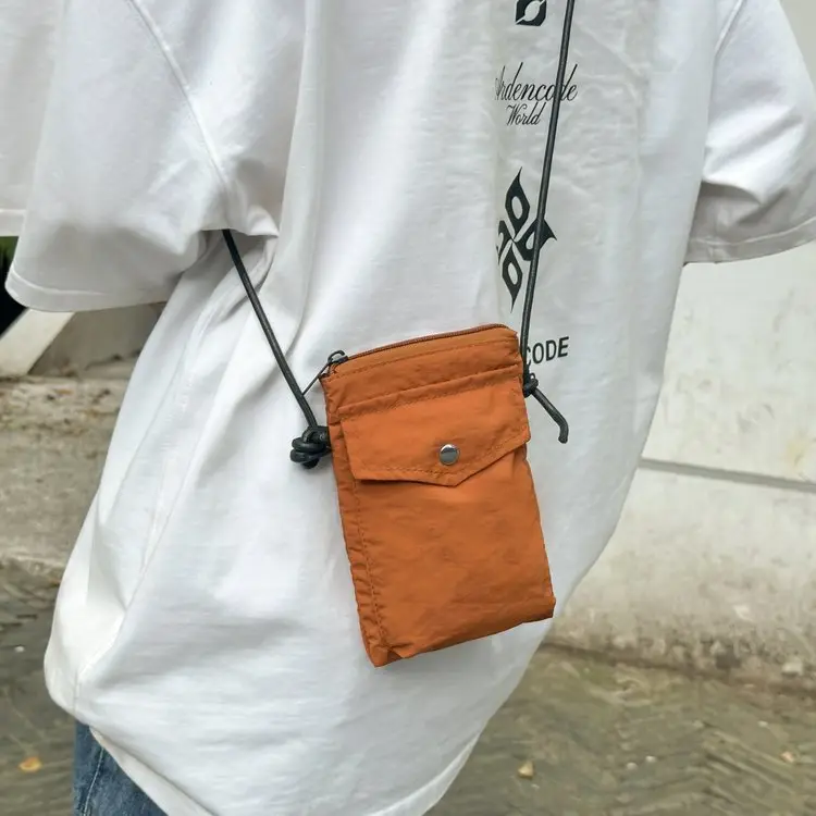 Japanese New Casual White Mobile Phone Bag for Men - Image 9
