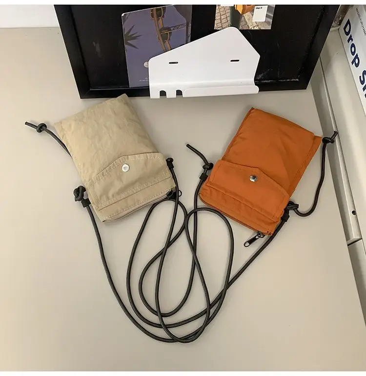 Japanese New Casual White Mobile Phone Bag for Men — feature 25