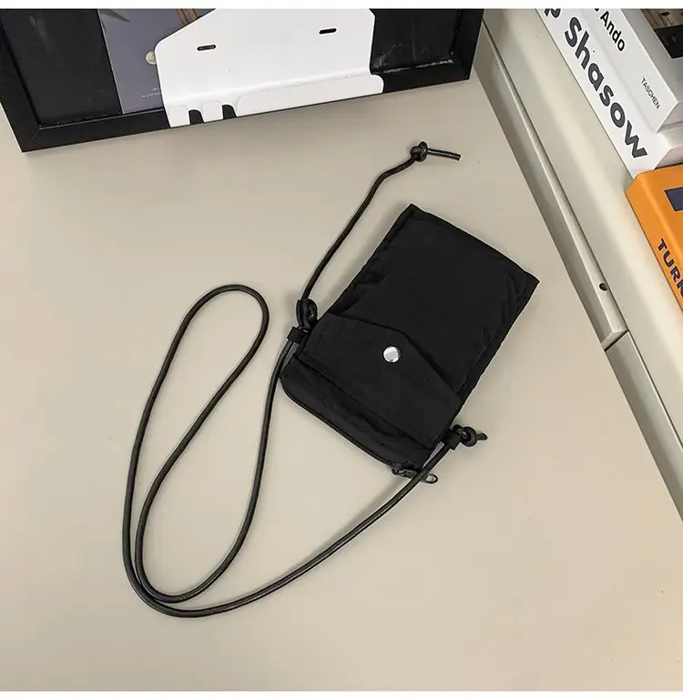 Japanese New Casual White Mobile Phone Bag for Men — feature 34