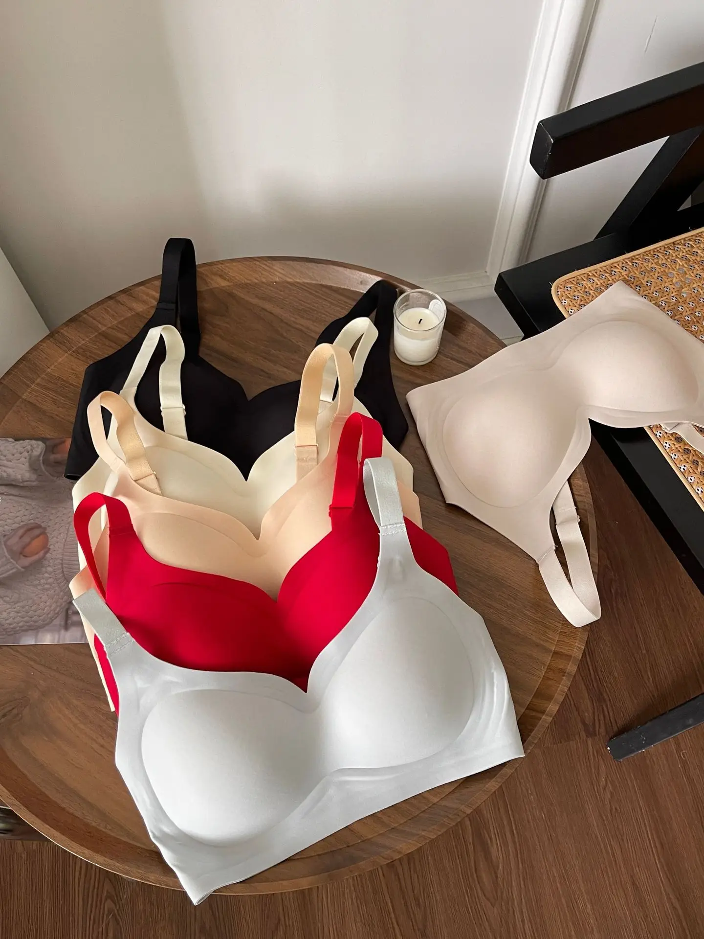 Traceless Jelly Strip Push Up Bra for Women — feature 7
