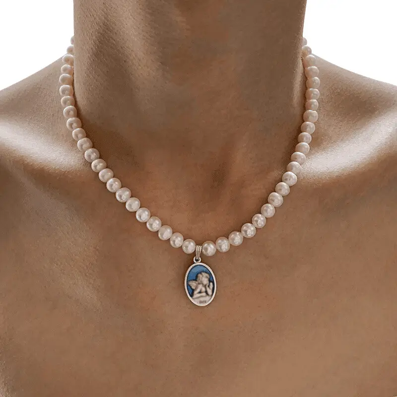 Men's Pearl Clavicle Necklace with Blue Pendant — feature 6