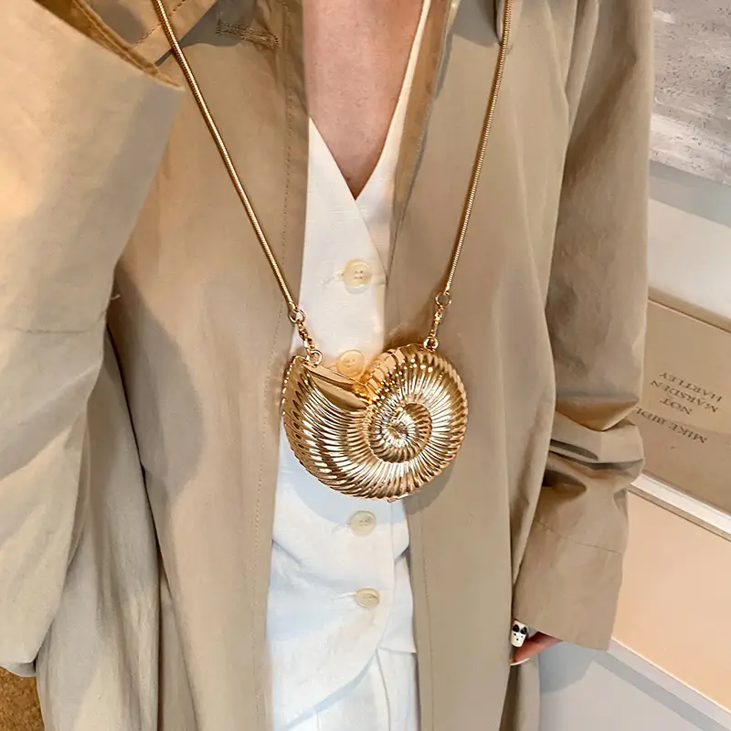 Niche Design Underarm Bag 2024 New Fashion Small Round Bag Shoulder Red Bag Western Style Beautiful Chain Crossbody Bag - Image 7
