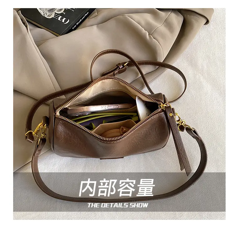 Vintage Black Leather Shoulder Bag for Women 2024 — feature 4