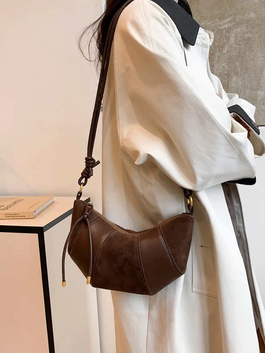 Vintage Frosted Shoulder Bag Women 2025 Casual Brown - Image 8