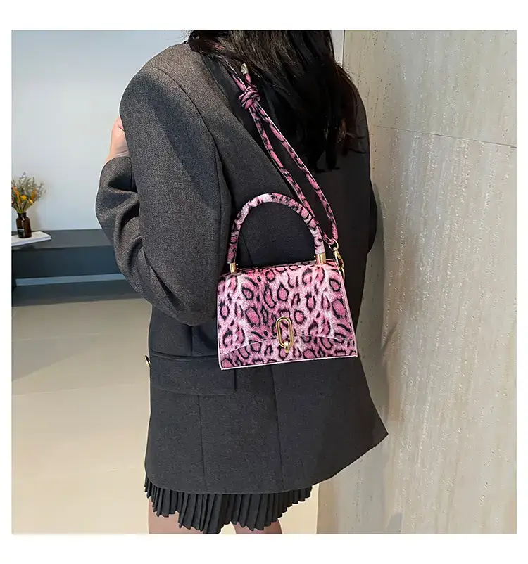 Leopard Print Shoulder Crossbody Bag 2024 — feature 11