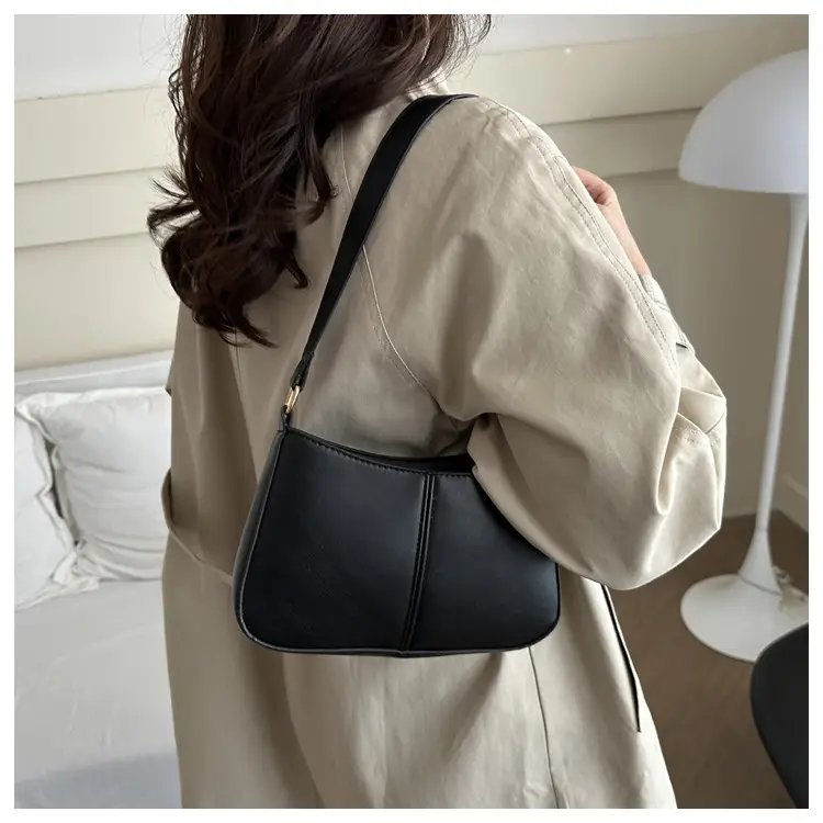 Black Minimalist Crossbody Bag for Women 2024 — feature 10