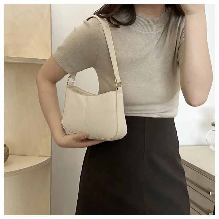 Black Minimalist Crossbody Bag for Women 2024 — feature 15