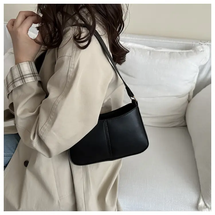 Black Minimalist Crossbody Bag for Women 2024 — feature 7
