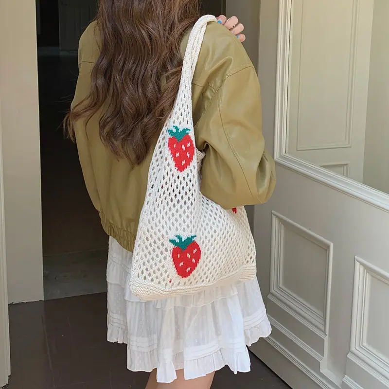 Women's Knitted Flower Shoulder Bag Large Capacity