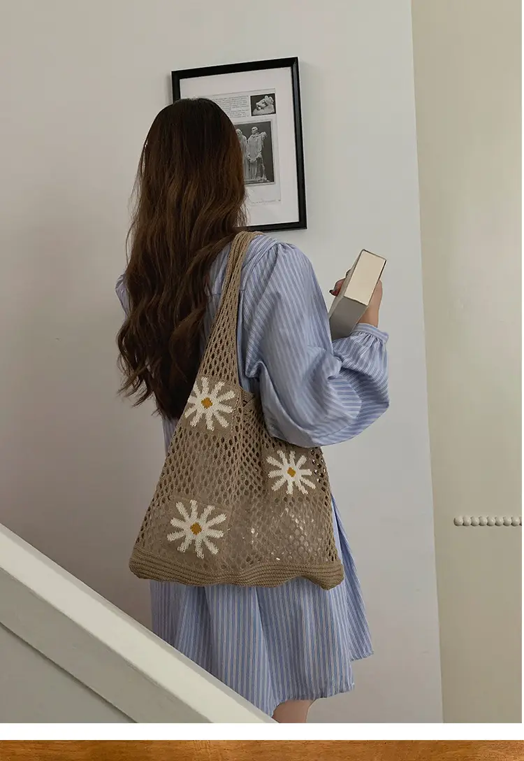 Women's Knitted Flower Shoulder Bag Large Capacity — feature 17