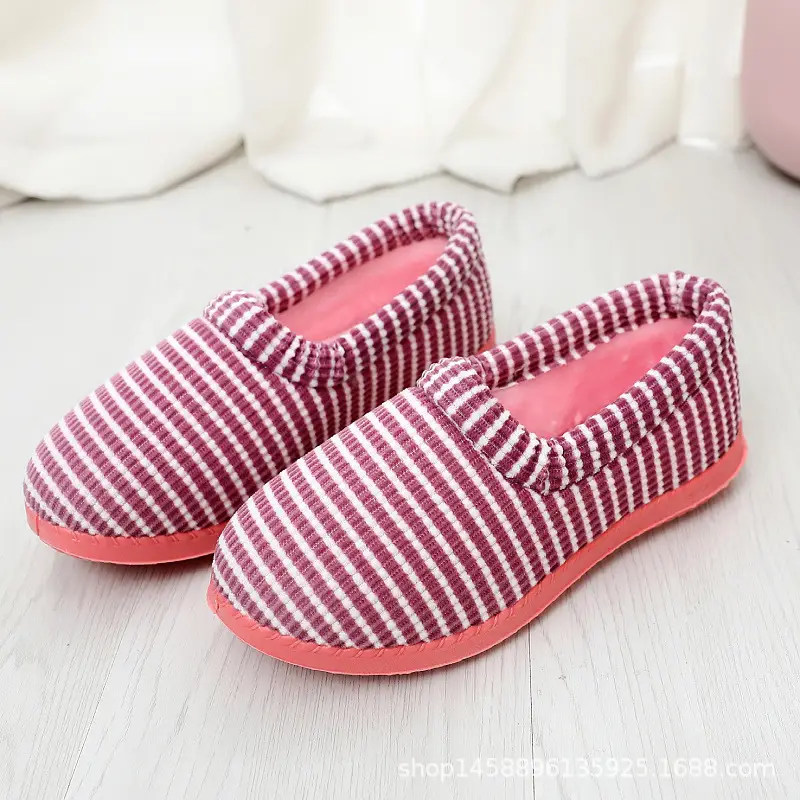 2026 Winter Cotton Slippers for Women, Old Beijing Style Cloth Shoes, Indoor Heel-Covered Plush Home Non-Slip Fleece-Lined Warm Thick-Soled Shoes - Image 8