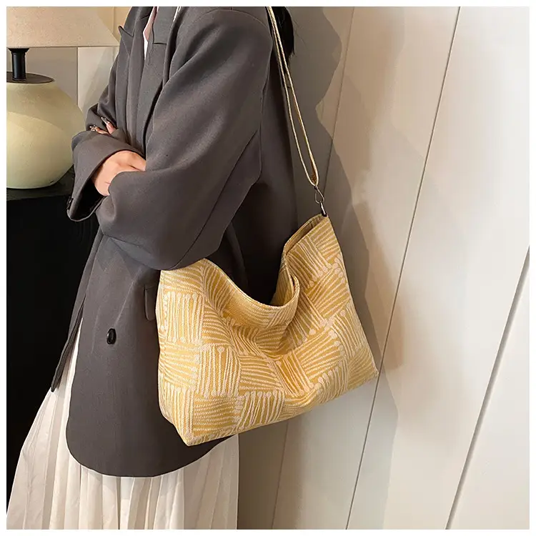 Women's Plaid Canvas Shoulder Bag 2024 Autumn Large Capacity — feature 11