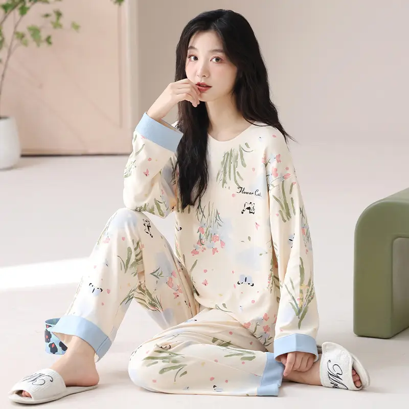 Bra-Free Women's Cotton Floral Pajamas Set