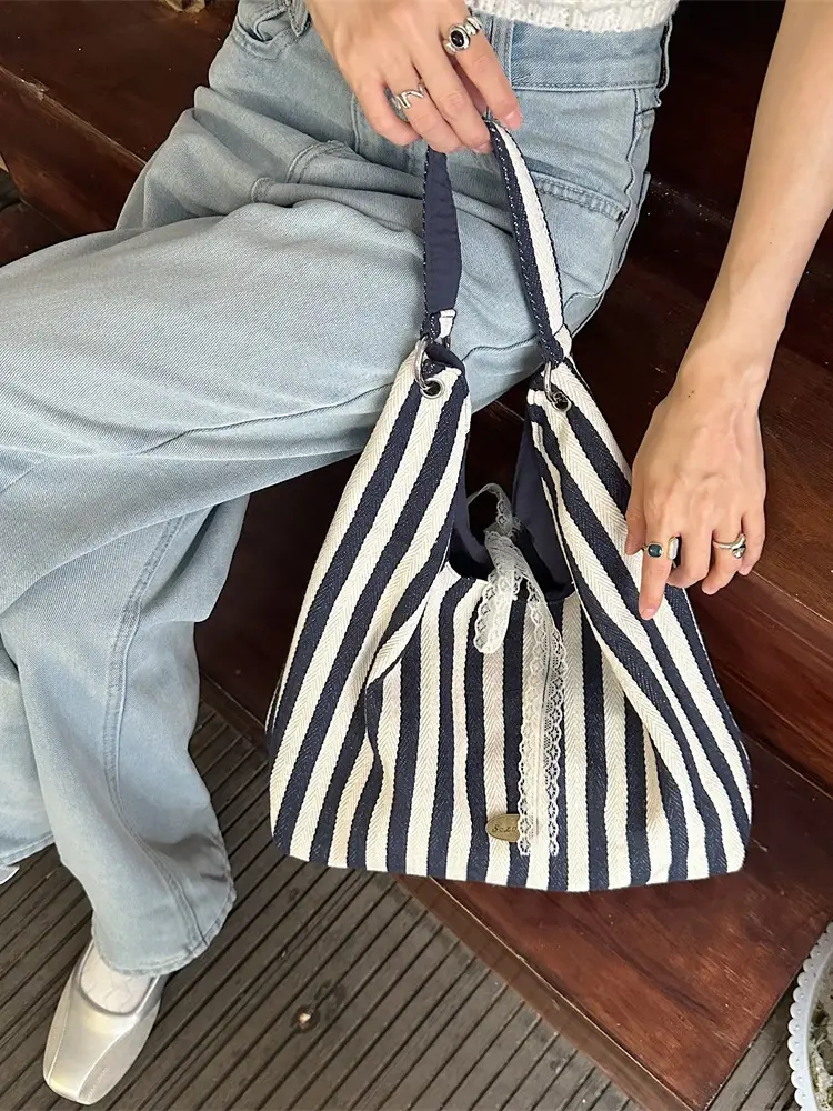 Vertical Stripe Canvas Shoulder Bag Red Black White - Image 5