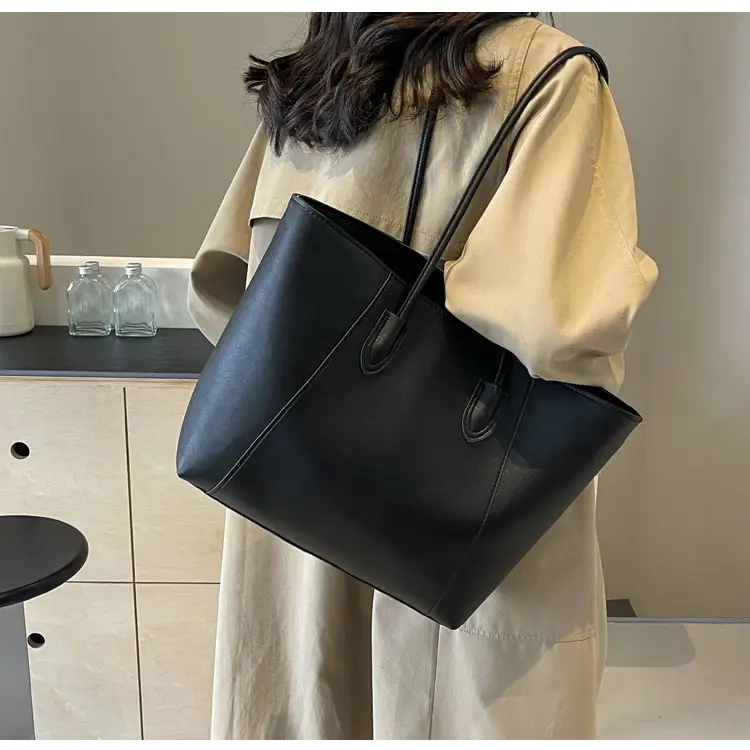 Women Large Capacity Tan Tote Bag 2026 Casual Commuter — feature 42