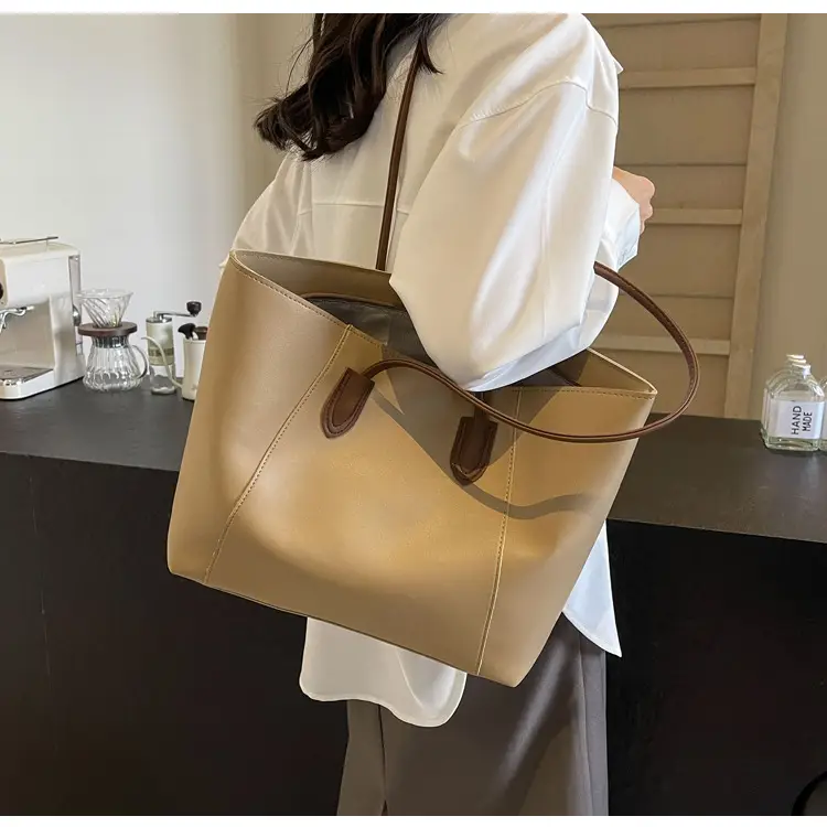 Women Large Capacity Tan Tote Bag 2026 Casual Commuter — feature 45