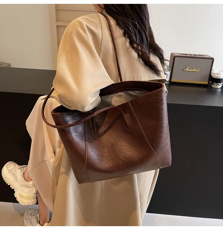 Women Large Capacity Tan Tote Bag 2026 Casual Commuter — feature 47