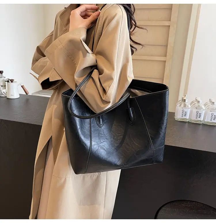 Women Large Capacity Tan Tote Bag 2026 Casual Commuter — feature 49