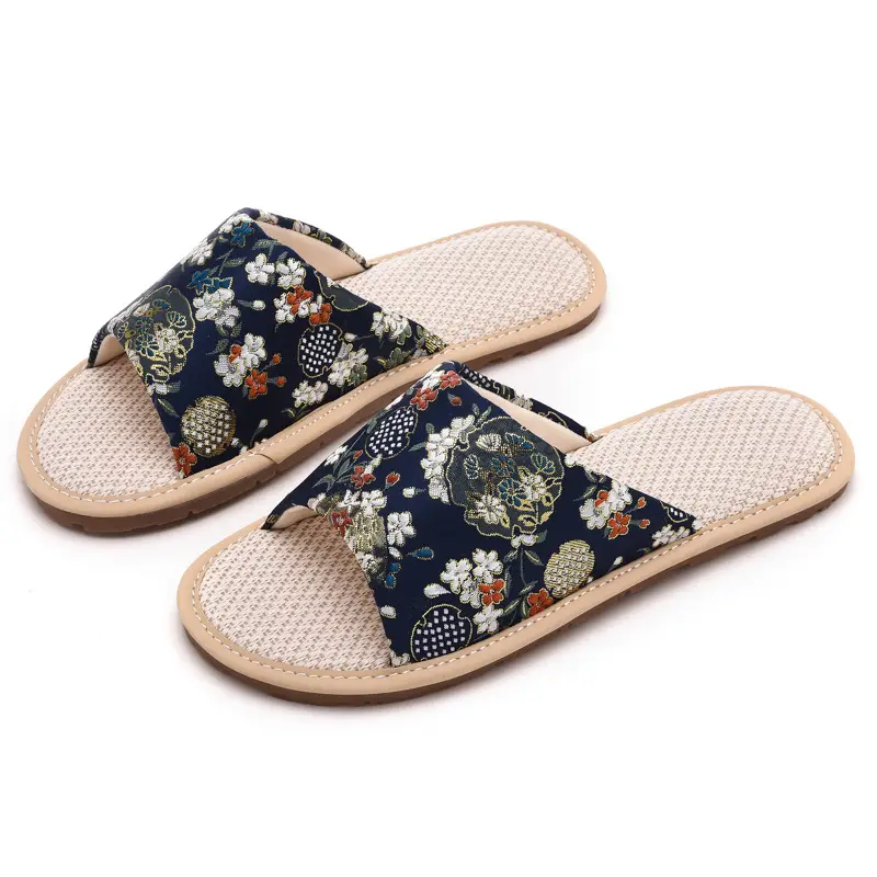 Cotton slippers women's autumn and winter indoor home fleece-lined warm non-slip beef bottom embroidery factory direct a generation of hair