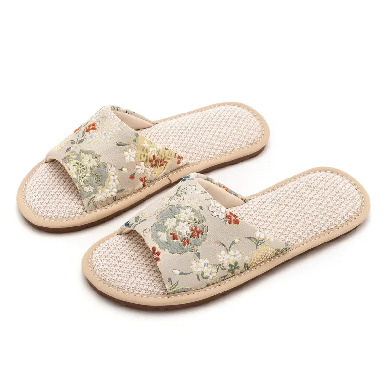 Cotton slippers women's autumn and winter indoor home fleece-lined warm non-slip beef bottom embroidery factory direct a generation of hair