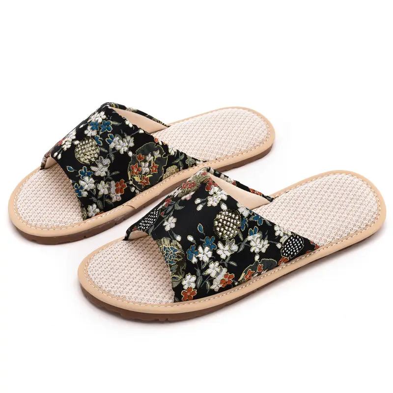 Cotton slippers women's autumn and winter indoor home fleece-lined warm non-slip beef bottom embroidery factory direct a generation of hair