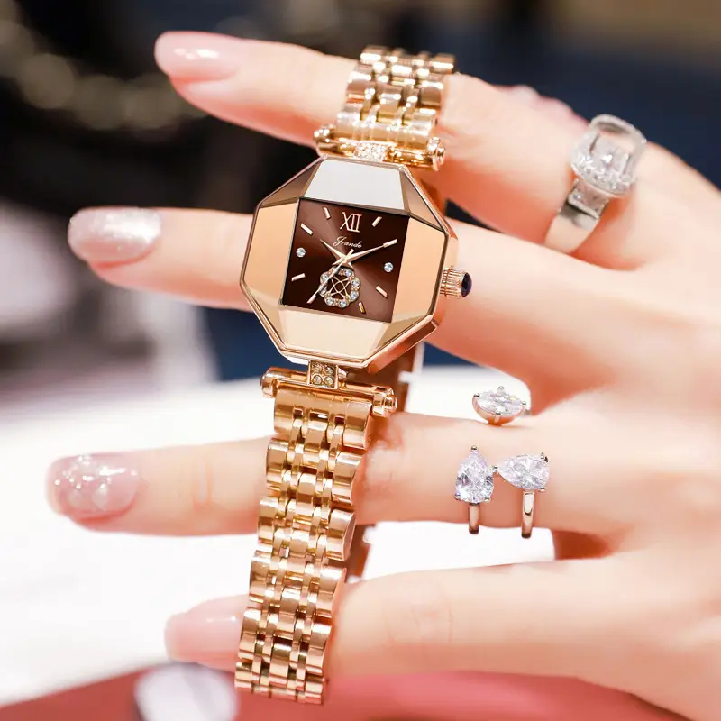 Women's Rose Gold Quartz Watch with Bracelet Set - Image 7