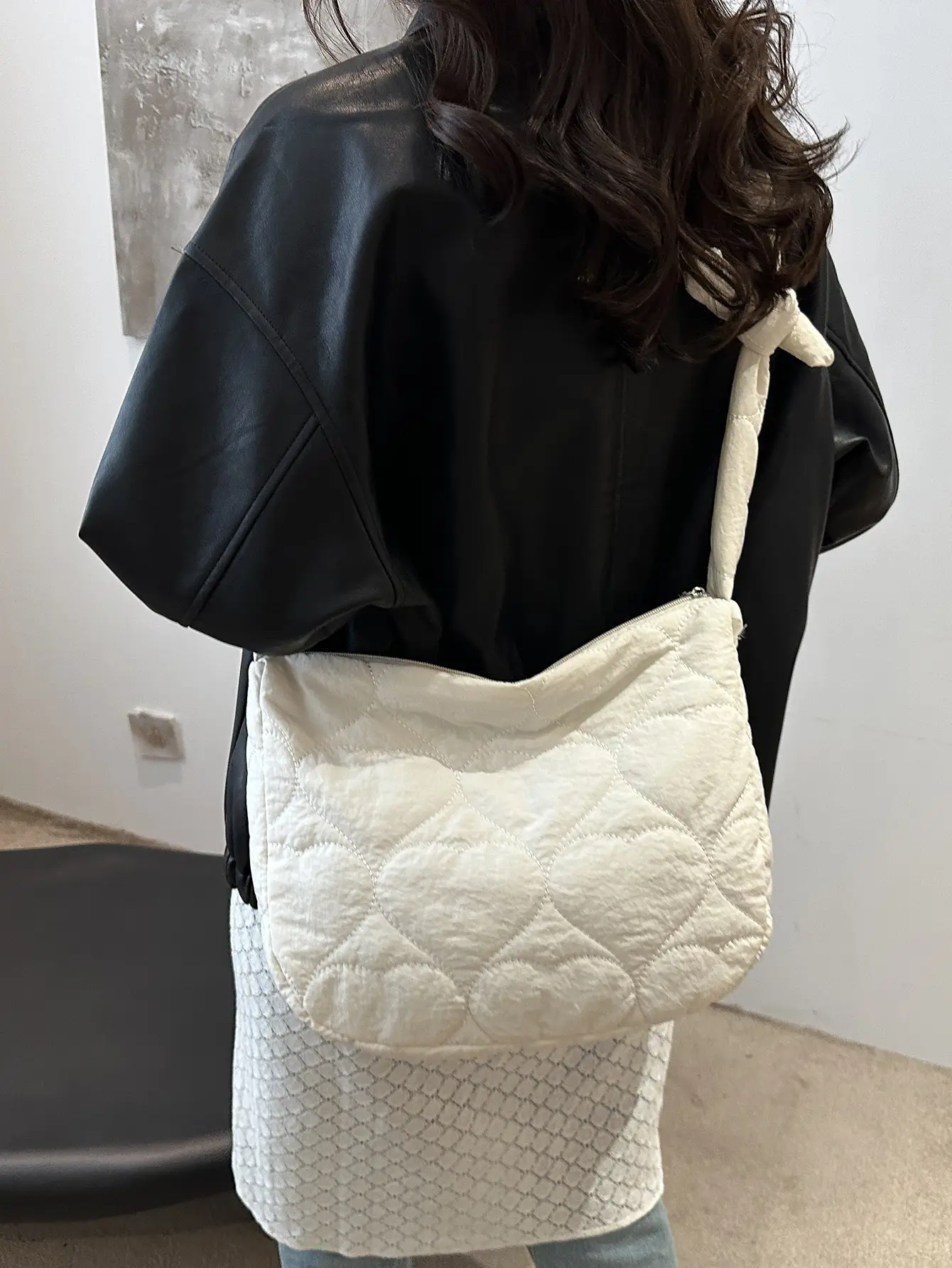 Women's Light Green Quilted Shoulder Bag 2024 - Image 8