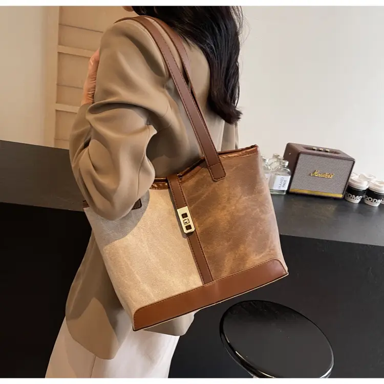 French Style Retro Casual Large Cap Bag for Women - Image 2
