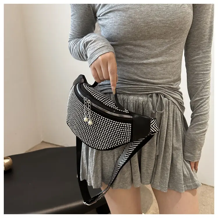 Women's Black White Checkered Crossbody Bag 2023 - Image 6