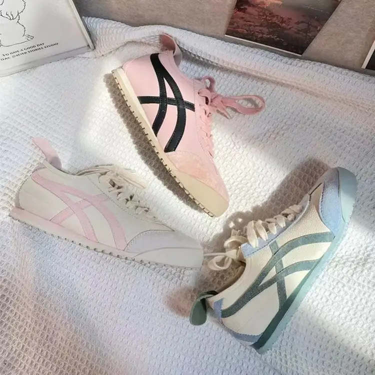 Women's 2024 Retro Training Shoes with Pink Stripes — feature 3