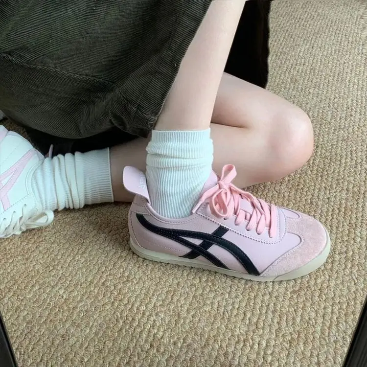 Women's 2024 Retro Training Shoes with Pink Stripes — feature 6
