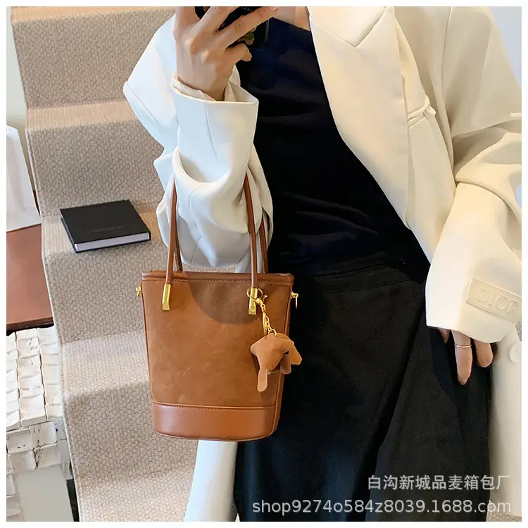 Retro Frosted Crossbody Bag Women Brown 2026 — feature 12