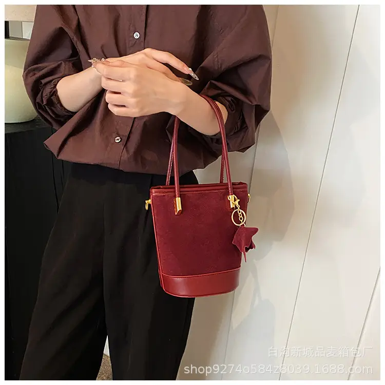 Retro Frosted Crossbody Bag Women Brown 2026 — feature 15