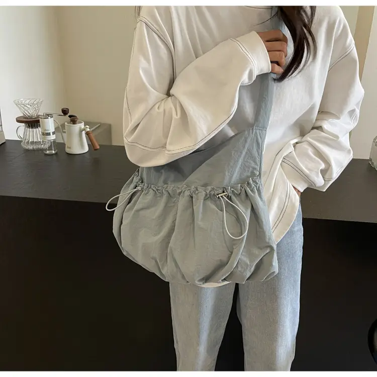 Korean Style Grey Nylon Shoulder Bag Large Capacity — feature 40