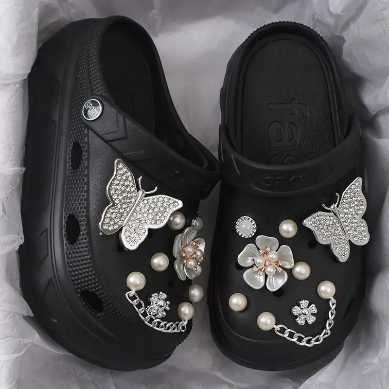 Sweet and Cool Style Perforated Shoes for Women, Summer 2026 New Model, Korean Fashion, Ultra-Comfortable, Fresh and Lightweight for Going Out