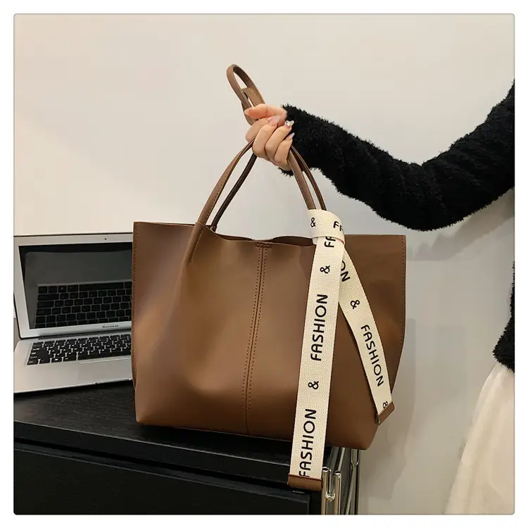 Elegant Black Shoulder Bag for Women 2024 New Arrival — feature 17