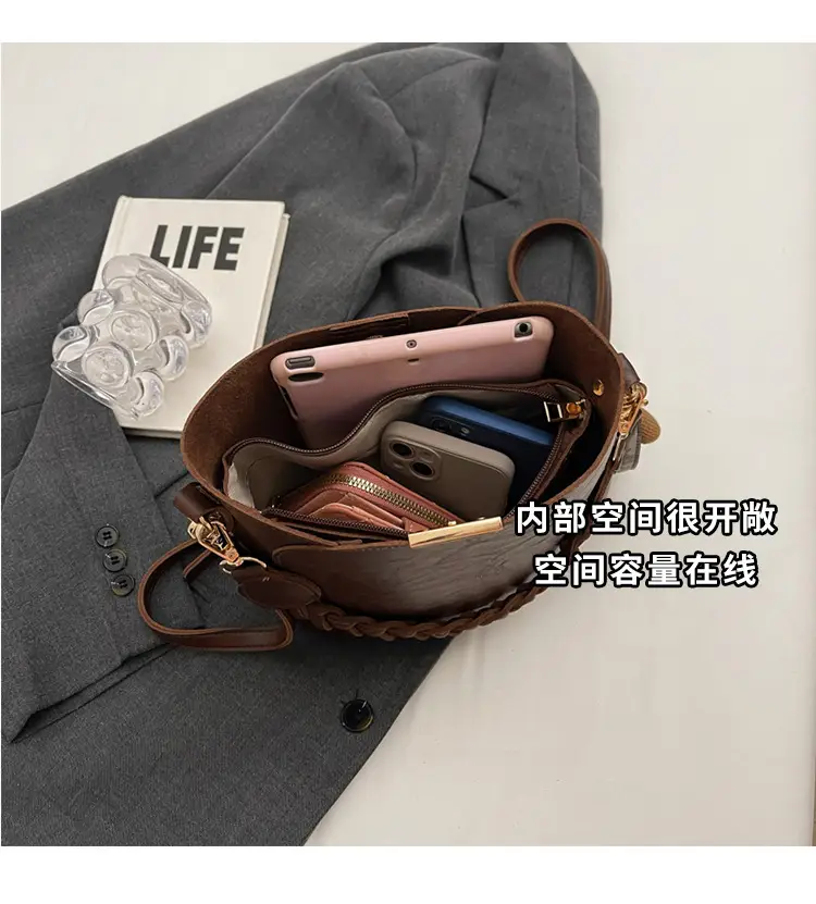 Women's Vintage Brown Shoulder Crossbody Bag with Teddy Bear Charm — feature 8