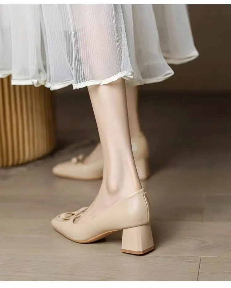 Women's Square Toe Heel Shoes Beige Retro 2024 — feature 8