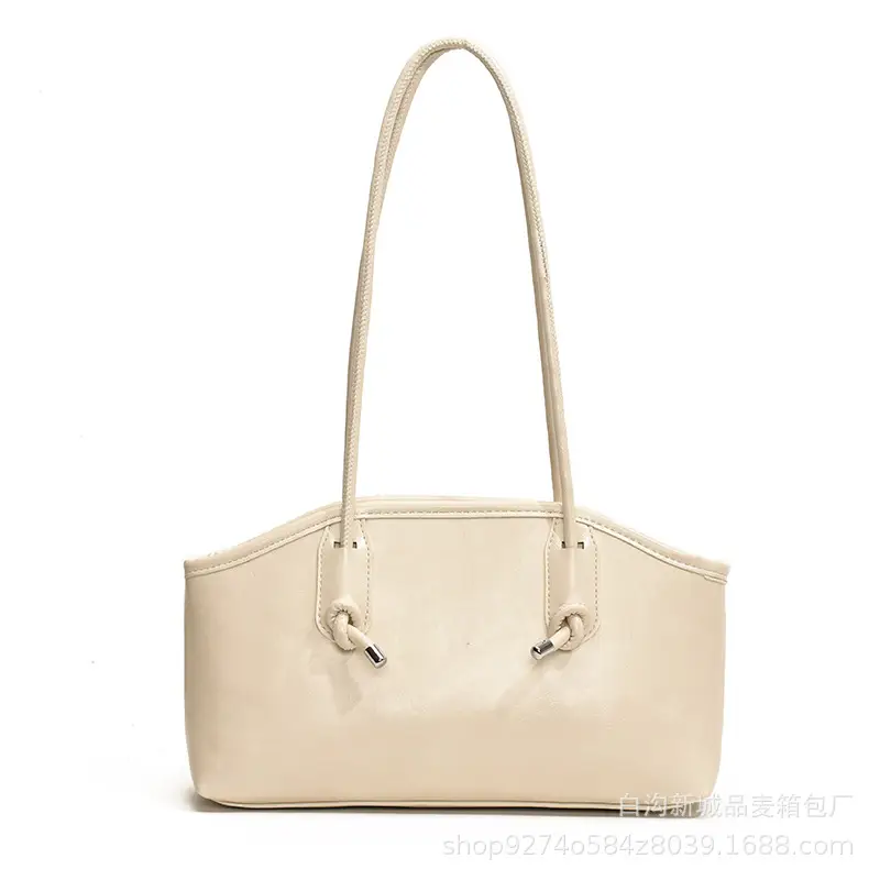 Elegant Black Retro Shoulder Bag for Women - Image 9