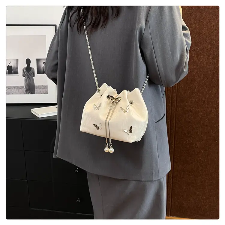 Silver Marble Crossbody Bag for Women 2024 — feature 7