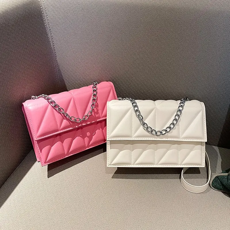 White Rhombic Chain Mini Crossbody Bag - Image 7