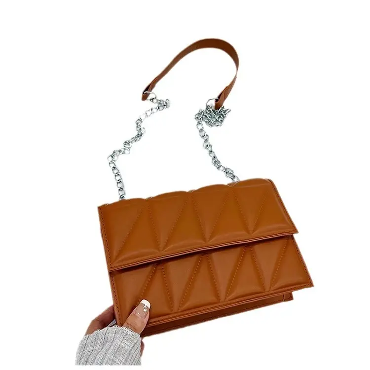 White Rhombic Chain Mini Crossbody Bag - Image 9