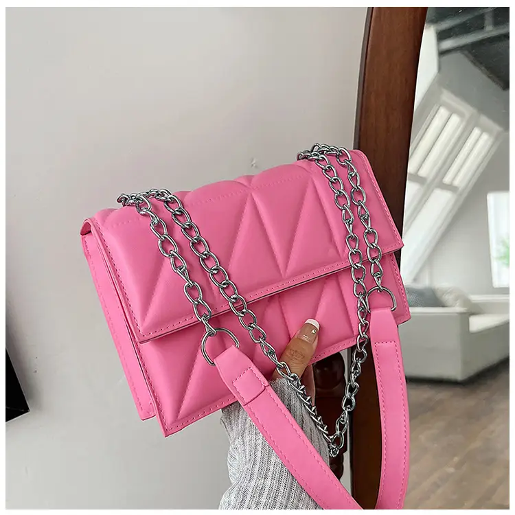 White Rhombic Chain Mini Crossbody Bag — feature 16