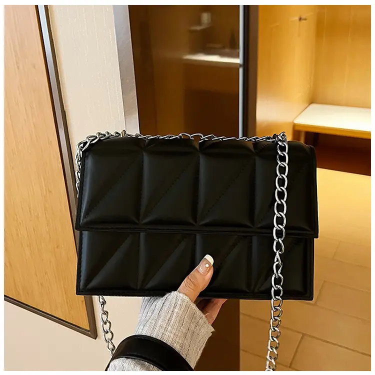 White Rhombic Chain Mini Crossbody Bag — feature 17